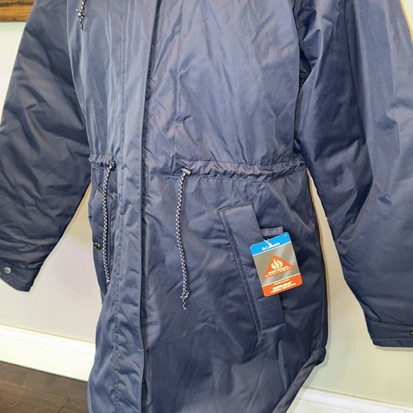 Columbia Women's Navy Parka with Faux Fur Hood - Picture 2 of 16